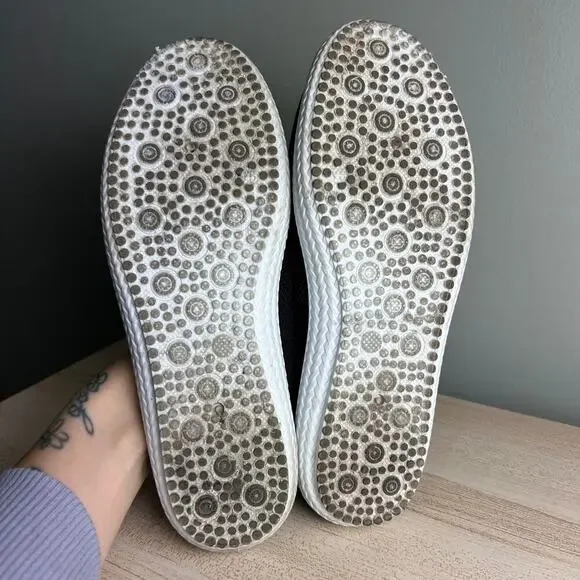 Tommy Bahama Black Slip On Shoes Sneakers Mesh Lighweight Travel Casual size 7.5 - Picture 3 of 8